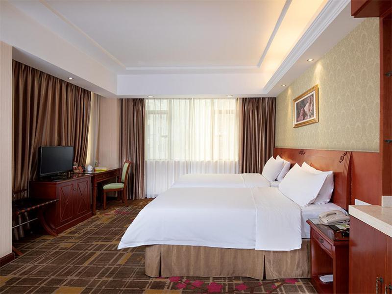 Vienna Hotel Dongguan Hou Street Wanda Plaza Exterior foto