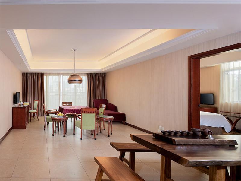 Vienna Hotel Dongguan Hou Street Wanda Plaza Exterior foto