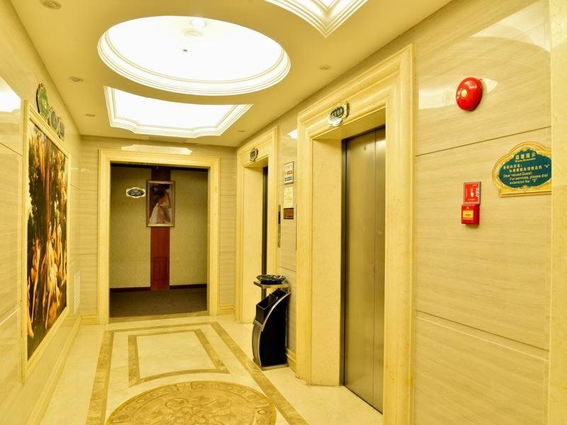 Vienna Hotel Dongguan Hou Street Wanda Plaza Exterior foto